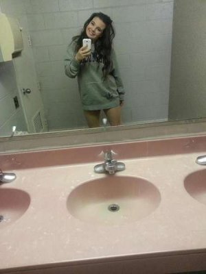 Batoul adult dating in Sonora, CA